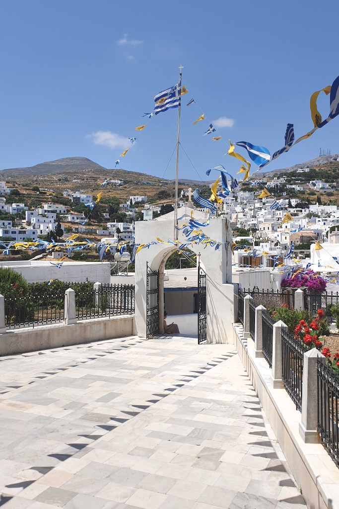 Paros Lefkes
