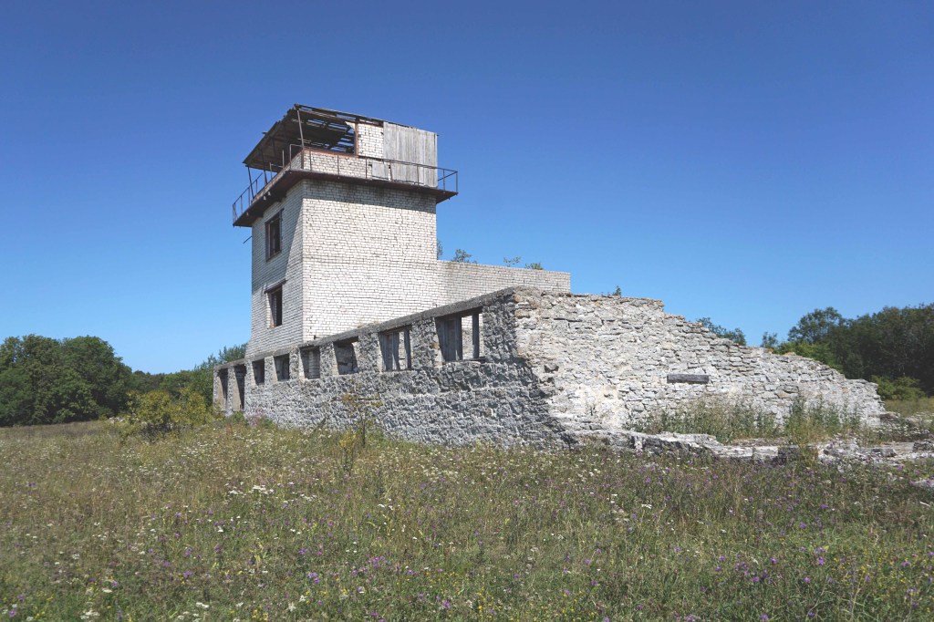 Väike-Pakri sõjaväelinnak, Pakri saared