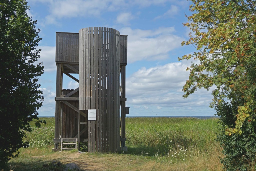 Abruka vesiaia loodus- ja linnuvaatlustorn